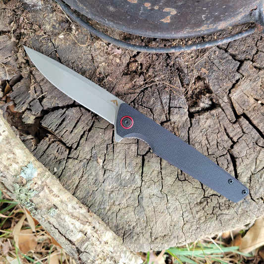 Mako Pocket Knife